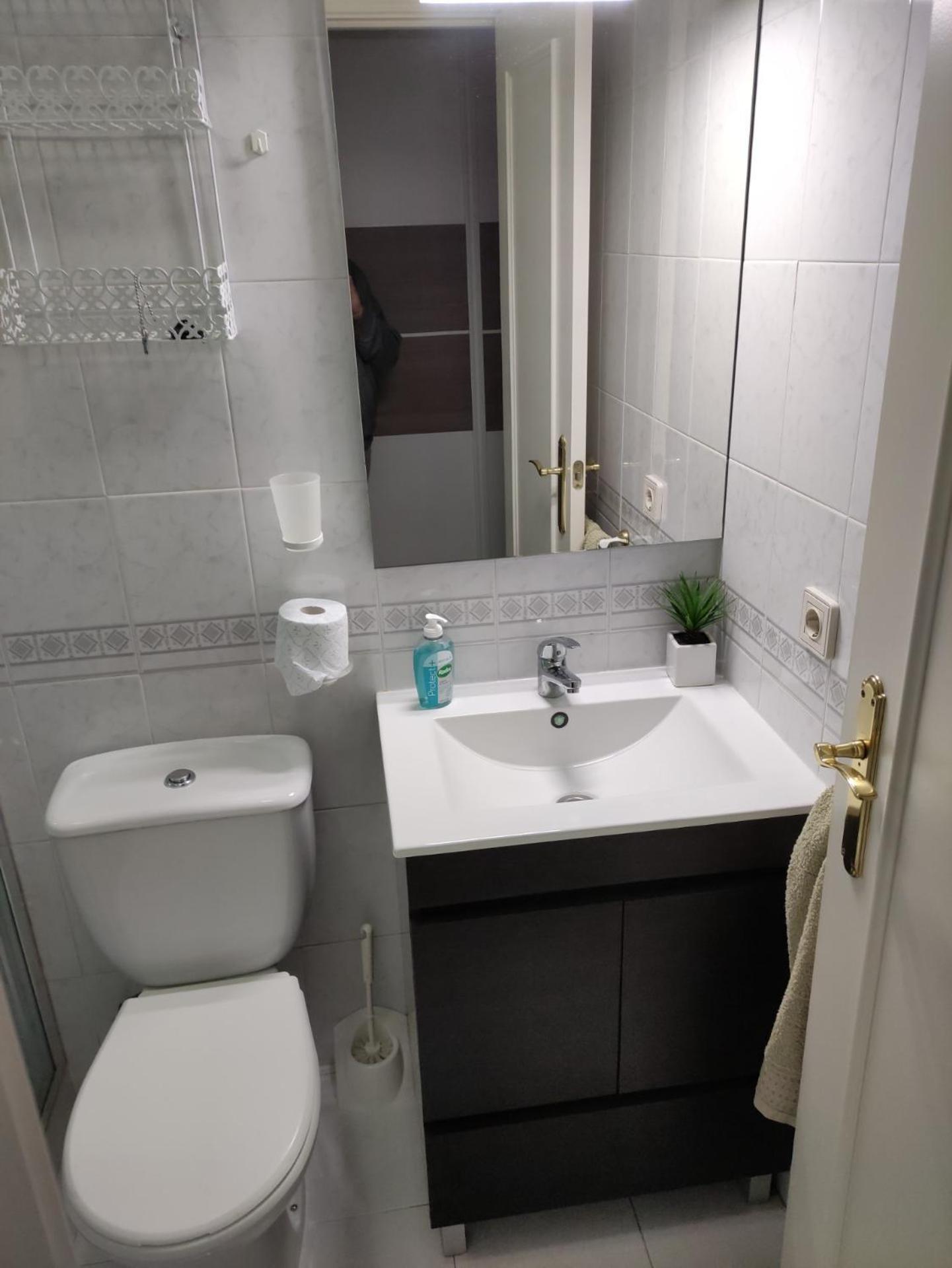 Habitacion Particular Con Bano Privado Севиля Екстериор снимка